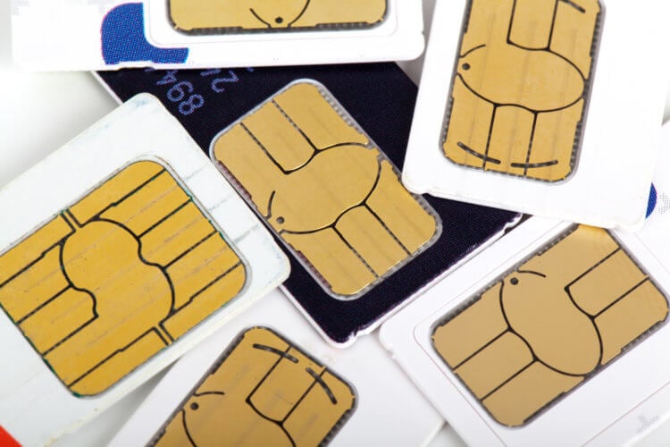 Можно ли покупать SIM-карту в переходе? Как можно украсть деньги со счета. Фото.