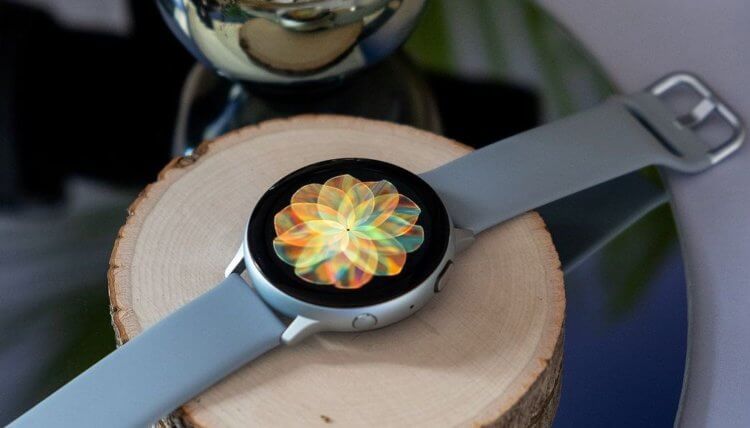 Samsung представила часы Watch Active 2. Они измеряют ЭКГ и стоят дешевле Apple Watch. Фото.