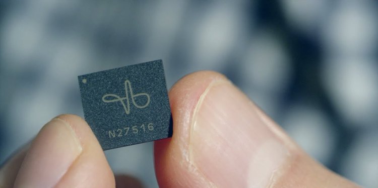 На что способен Project Soli и почему он может оказаться никому не нужен. Вот так выглядит чип Project Soli. Фото.