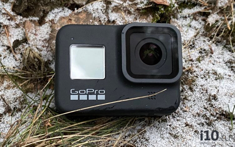 Общее впечатление о камере GoPro Hero 8 Black. Бросил камеру в грязь и ничего ей не будет. Ополоснул и можно дальше снимать. Фото.