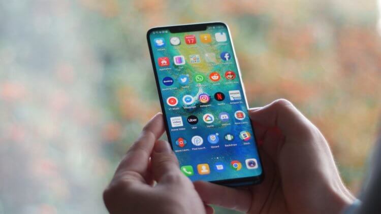 Как обновить смартфоны Huawei до Android 10. Huawei выпустила Android 10 для десяти своих смартфонов, но установить их можно только по-хитрому. Фото.