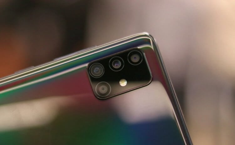 Камера Galaxy A51. В этом году Galaxy A51 получил четвёртую камеру. Фото.