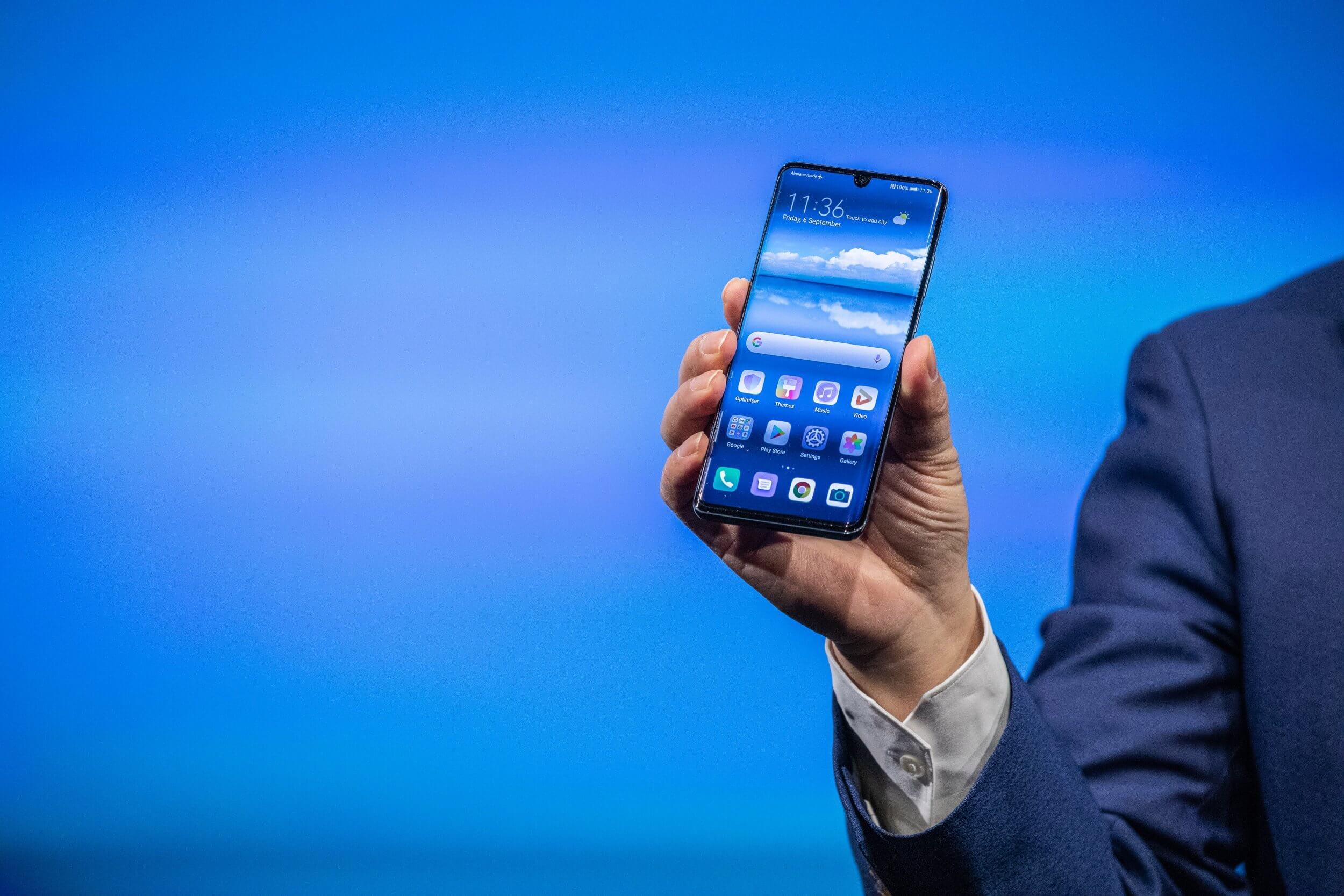 У Huawei реальные проблемы с обновлением своих смартфонов
