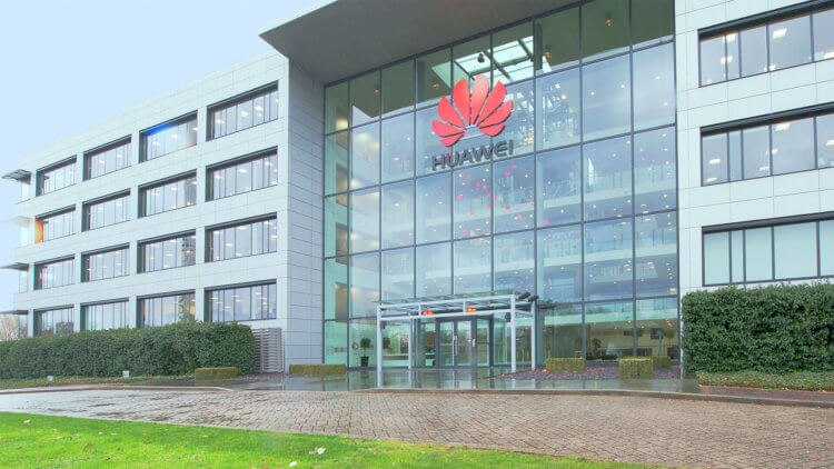 Huawei ожидает 20% падение продаж смартфонов. Что будет с Huawei в 2020 году? Фото.