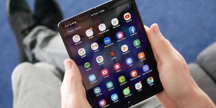 Возможно, Samsung выпустит доступную версию Galaxy Fold