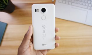 Идея выпуска смартфонов со сторонним производителем до сих пор не покидает Google