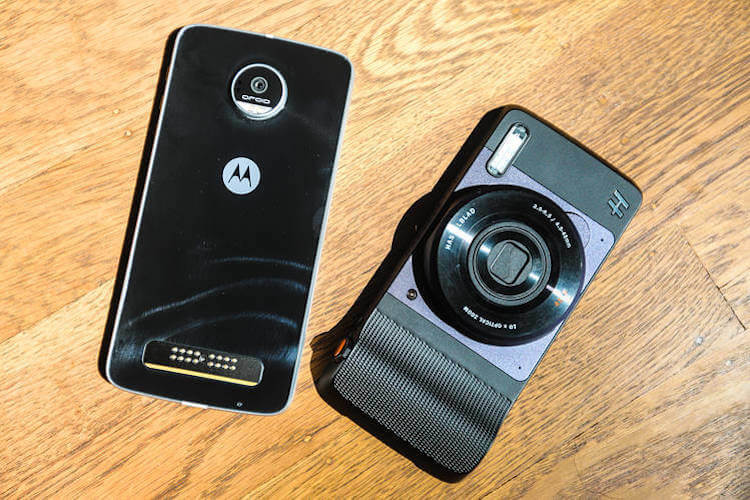 Смартфоны с оптическим зумом. Вот такой модель от Hasselblad можно было приделать к телефону Motorola. Фото.