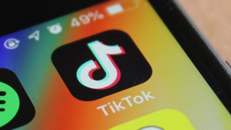 Какие данные пользователей Android может тайно собирать TikTok. Им пользуются почти все, а ему только этого и надо. Фото.