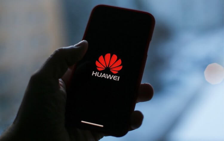 Huawei рассказала, что не выпускает Harmony OS для смартфонов из-за Google. Huawei не выпускает Harmony OS из-за Google. Фото.