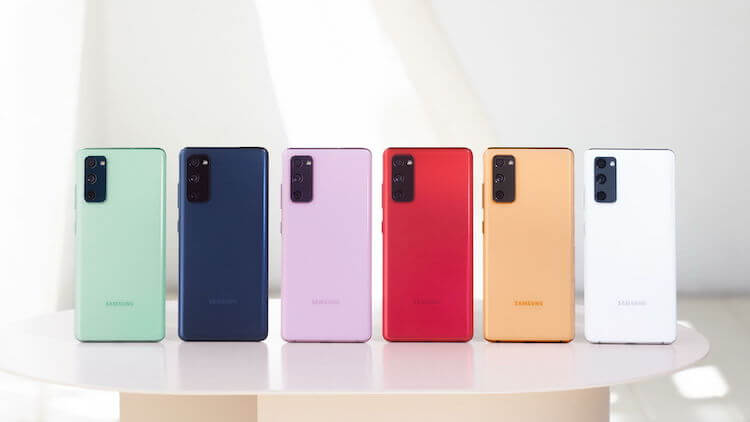 Samsung Galaxy S20 FE — лучший Samsung 2020. Новый Samsung Galaxy S20 FE многим придется по душе. Да и цветов много. Фото.