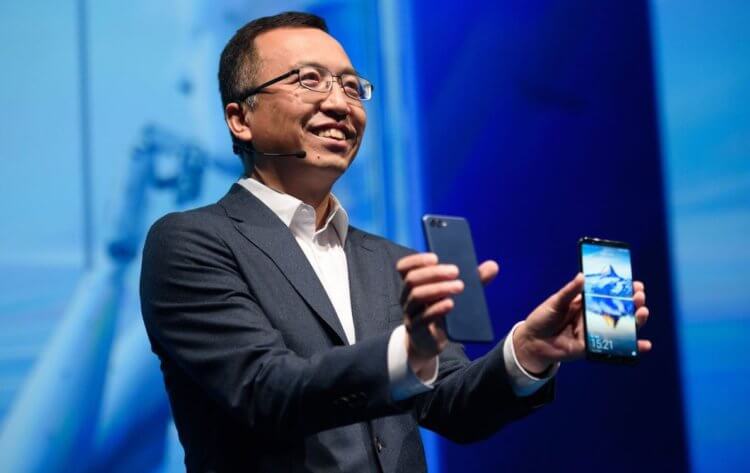 Кто купит бизнес Honor. Меньше смартфонов в ассортименте — меньше забот. Так, видимо, думает Huawei. Фото.