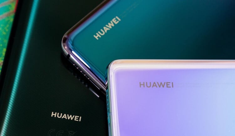 Новый завод Huawei и комплект Samsung Galaxy S21: итоги недели. Huawei мало что остается, кроме как принимать серьезные решения. Фото.