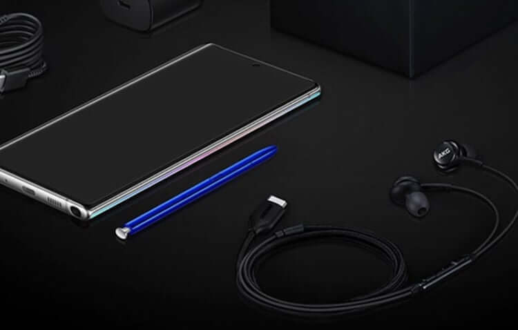 Samsung, как и Apple, уберет наушники из комплекта Galaxy S21, но даст кое-что получше. Нужны ли старые проводные наушники в комплекте с телефоном? Фото.