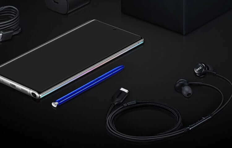 Samsung положит в комплект Galaxy S21 TWS-наушники. Нужны ли старые проводные наушники в комплекте с телефоном? Фото.