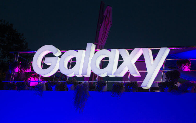 Каким будет дешёвый смартфон Samsung с поддержкой 5G и Android 11. Фото.