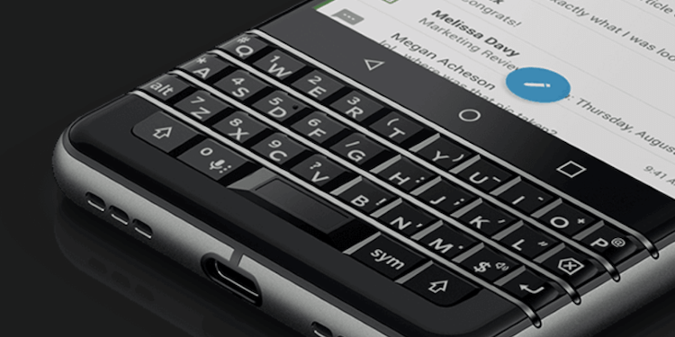 Патенты BlackBerry. Такая клавиатура навсегда останется в сердцах фанатов бренда. Фото.