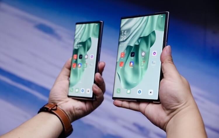 Когда выйдет раздвижной Samsung. Один превращается в другой. Фото.