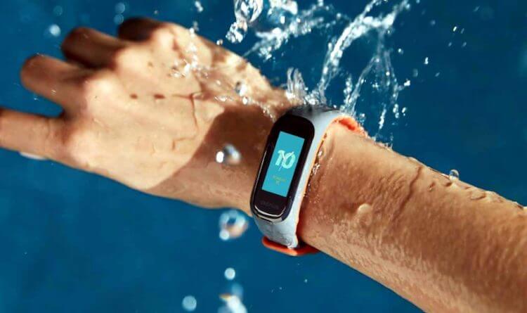 Как выглядят часы OnePlus. OnePlus Band может составить конкуренцию существующим трекерам. Смогут ли это сделать OnePlus Watch? Фото.