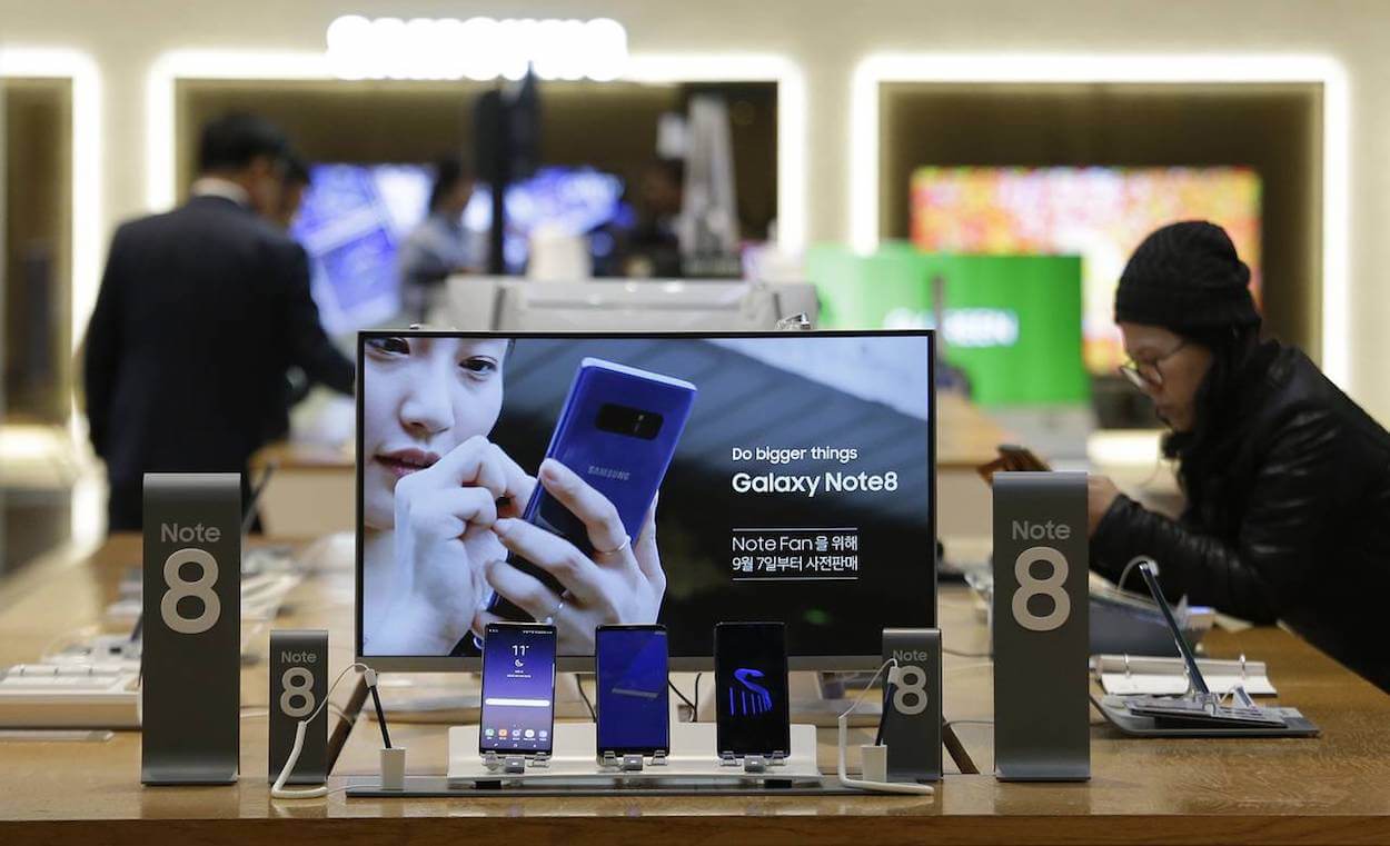 Samsung придумала, как оживить старые Android-смартфоны