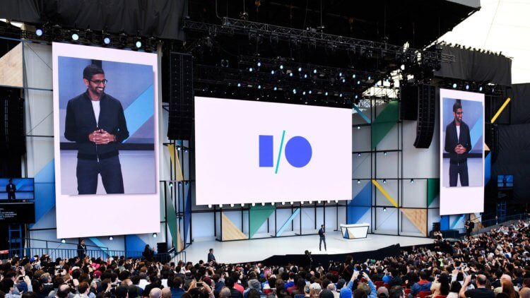Когда Android 12 выйдет для моего смартфона. Презентация новых версий Android проходит на конференции Google I/O. Фото.