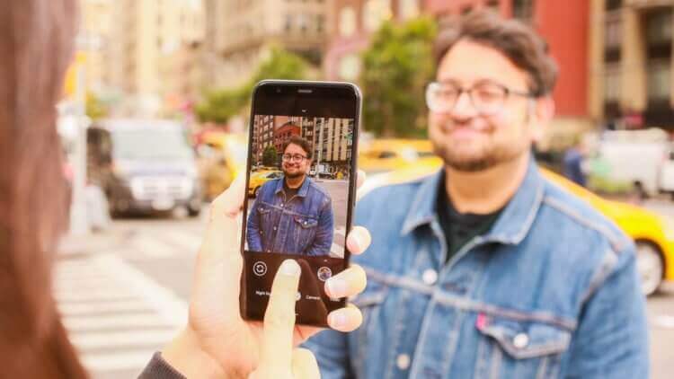 Новые функции Android. Именно благодаря Pixel Feature Drop смартфоны на Android научились превращать обычные фото в портретные. Фото.