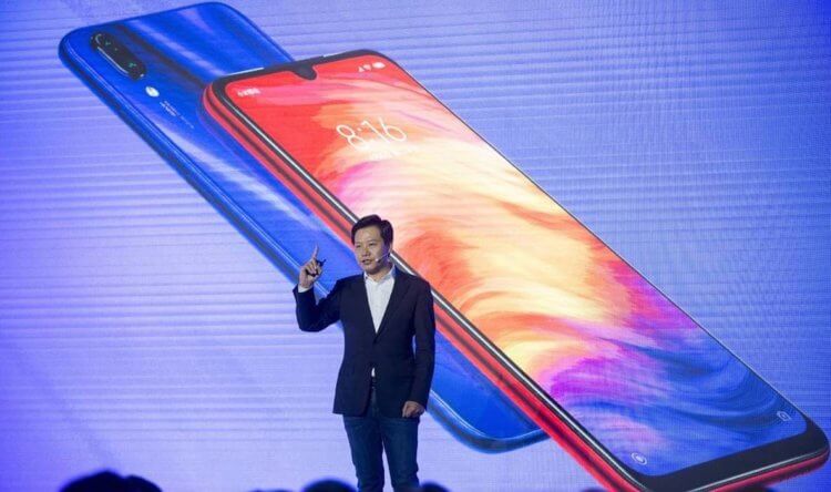 Почему ввели санкции против Xiaomi на самом деле. Награда, присуждённая Лею Цзюню, стала поводом для внесения Xiaomi в список угроз безопасности США. Фото.