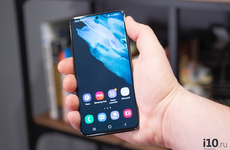 Какие телефоны выпустит Samsung в 2021 году. Galaxy S21 FE будет похож на обычный S21, но станет проще. Фото.