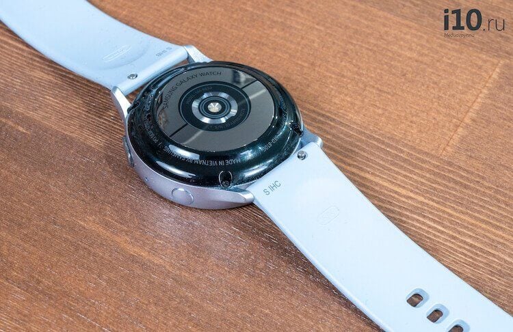 Стали известны подробности о новых смарт-часах Samsung. Новые часы будут лучше. Есть еще кое-что, что мы можем о них сказать уже сейчас. Фото.
