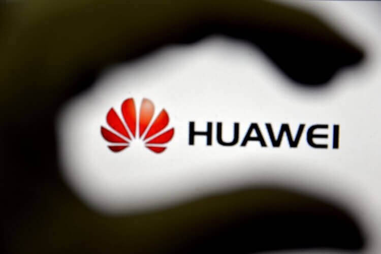 А что если проблемы у Huawei — это хорошо? Тень на Huawei упала около двух лет назад. Фото.