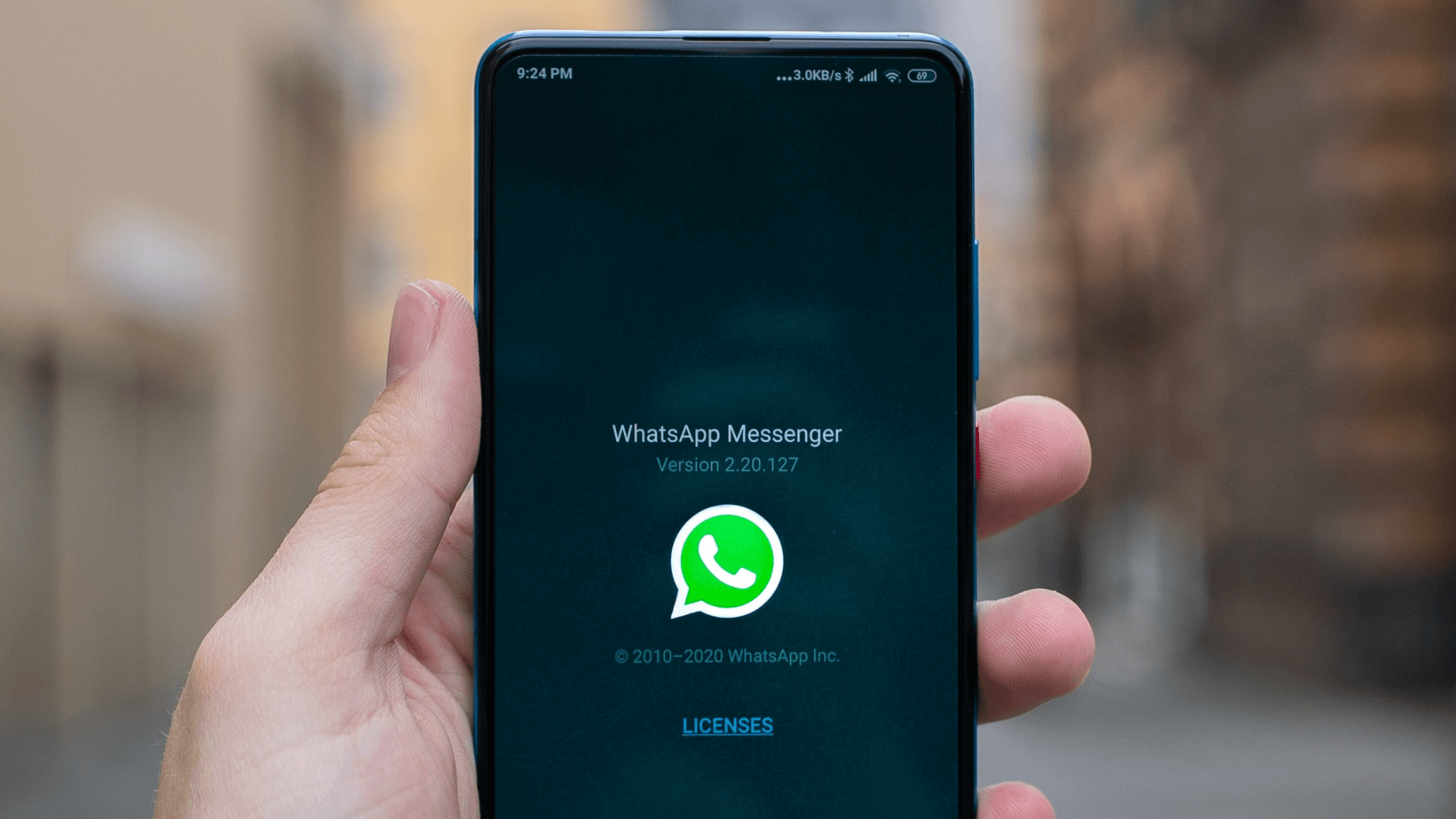 Почему не стоит пользоваться WhatsApp и что выбрать вместо него