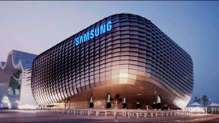 На чем сейчас зарабатывает Samsung. Судя по росту прибыли, в этом здании принимаются очень правильные решения,. Фото.
