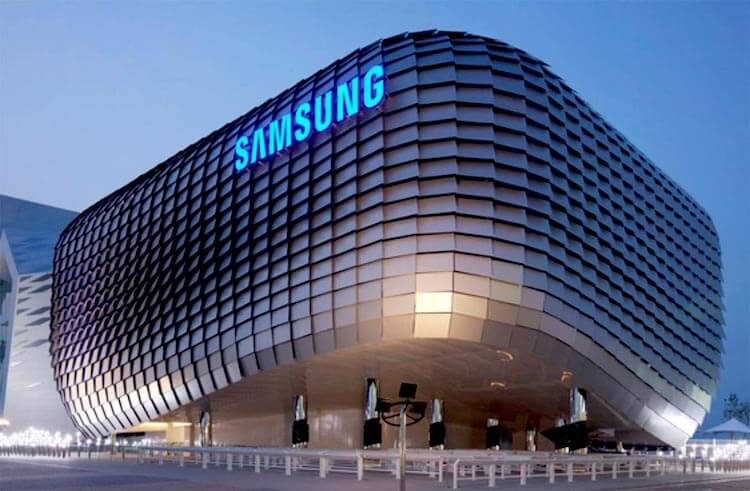 Экосистема Samsung. Обсуждение новой экосистемы Samsung идет на самом высоком уровне. Фото.