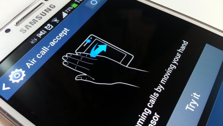 Самые бесполезные функции Android смартфонов. Фото.