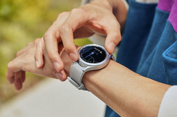 Samsung знает, как сделать так, чтобы смарт-часы работали дольше. Современным умным часам не хватает автономности. Скоро Samsung может это изменить. Фото.
