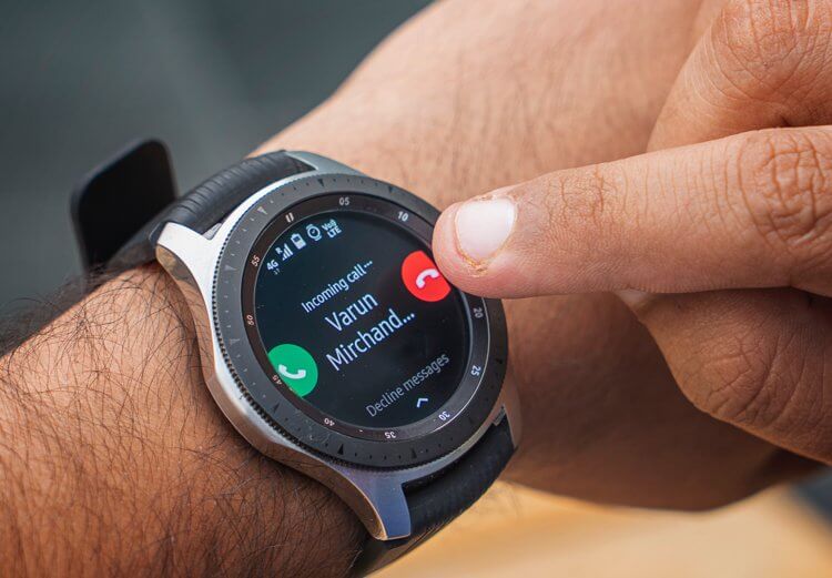 Смарт-часы от Samsung с поддержкой eSIM появились в России. Samsung Galaxy Watch 4 можно купить уже сейчас. Фото.
