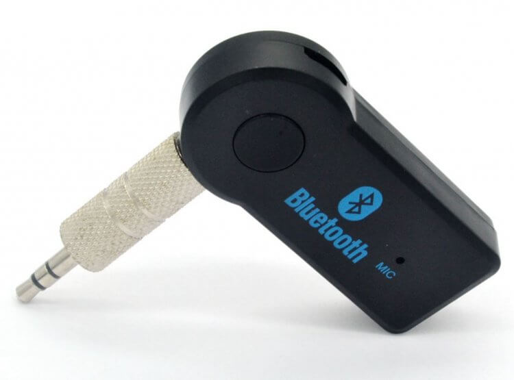 Автомобильный Bluetooth-адаптер. Самое простое беспроводное решение для музыки в машине, которое стоит смешных денег. Фото.