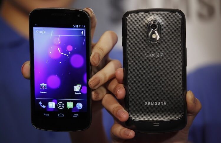 Разблокировка по лицу и сомнительный дизайн: Galaxy Nexus исполнилось 10 лет. Этот телефон если и не перевернул индустрию, то, как минимум, оказал на нее сильное влияние. Фото.