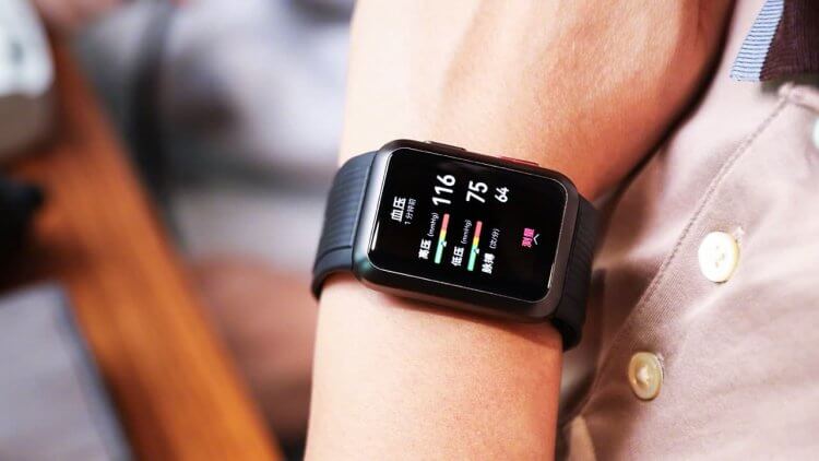 Я уже хочу эти часы Huawei. Они измеряют давление и содержание жира в организме. Фото.