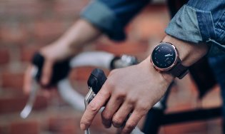 Если вы недавно пригорели себе умные часы, вам точно сюда.