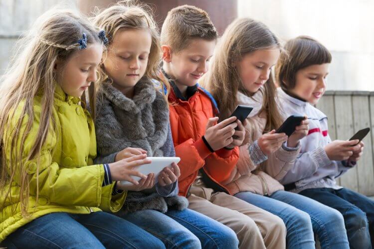 Как настроить телефон для ребенка. Настраиваем социальные сети для ребенка. Фото.