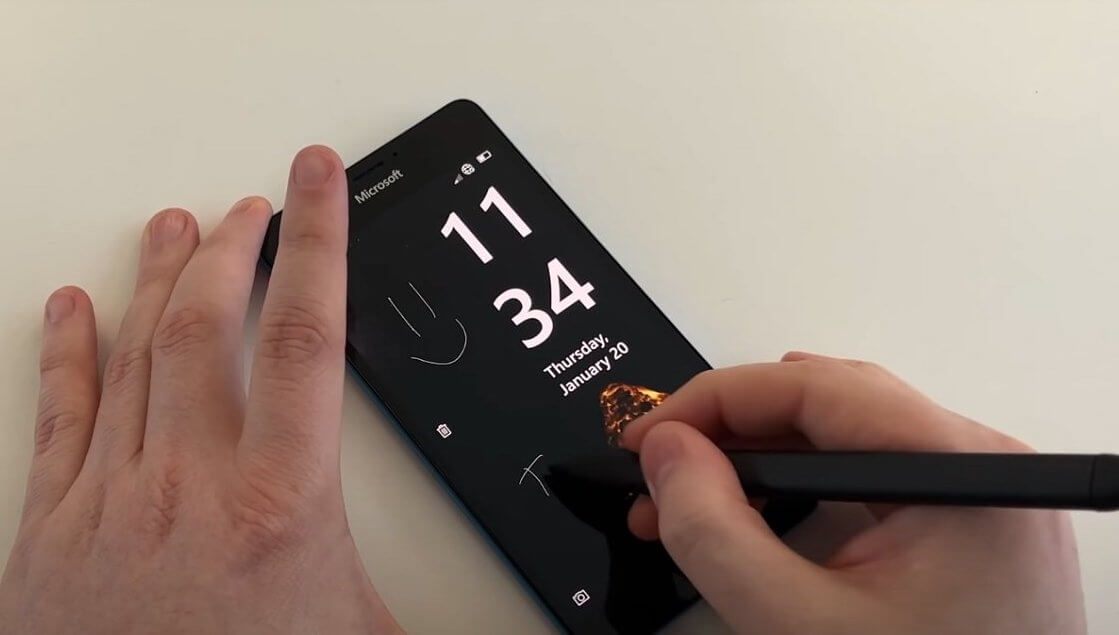 Microsoft возрождает Windows Phone под другим названием. Теперь это ...