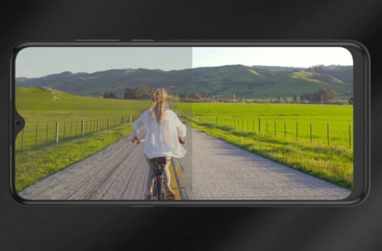 Смартфон с большим экраном. 6.52 дюйма — достаточно для решения задач или просмотра видео. Фото.