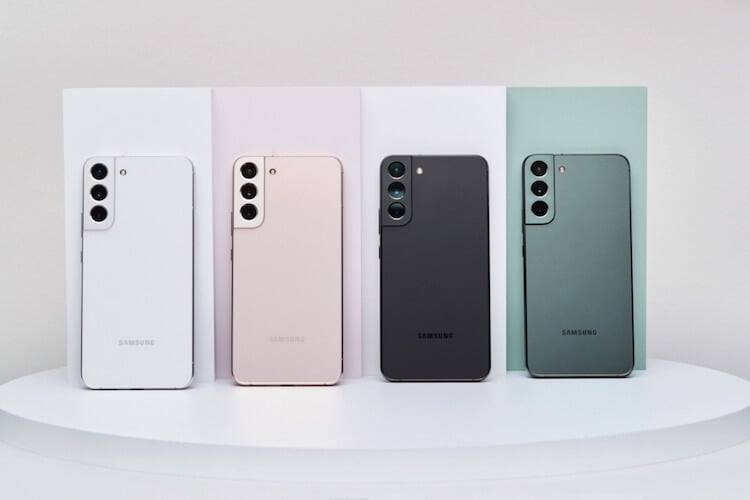 Samsung Galaxy S22+ — самый лучший телефон с 5G. В этом году смартфоны Samsung получились очень интересными. Фото.