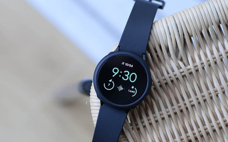 Google Pixel Watch будут круглыми, но похожими на Apple Watch. Фото это подтвердили. Мы ждали такие часы и вот появилось подтверждение (фото ниже). Фото.