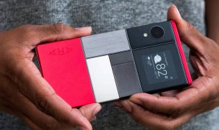 Project Ara явно обогнал свое время. Такому устройству надо прямиком в будущее.