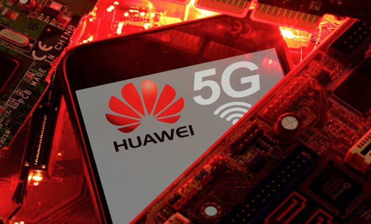Huawei нашла способ обойти санкции и дать 5G даже старым смартфонам. Некоторые смартфоны Huawei теперь могут работать с 5G. Фото.