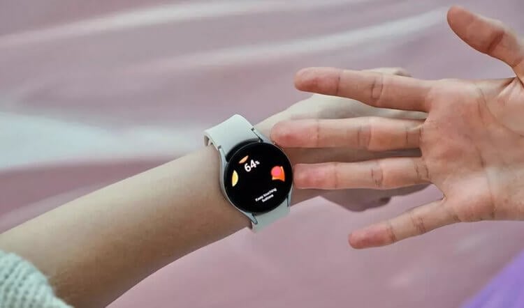 Какие смарт-часы лучше купить в России в 2022 году. Galaxy Watch — единственные смарт-часы, которые следует купить в России в 2022 году. Фото.