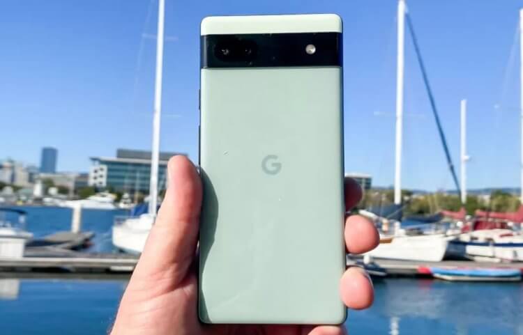 Почему Google Pixel 6a — лучший бюджетный смартфон прямо сейчас? Объясняем на пальцах