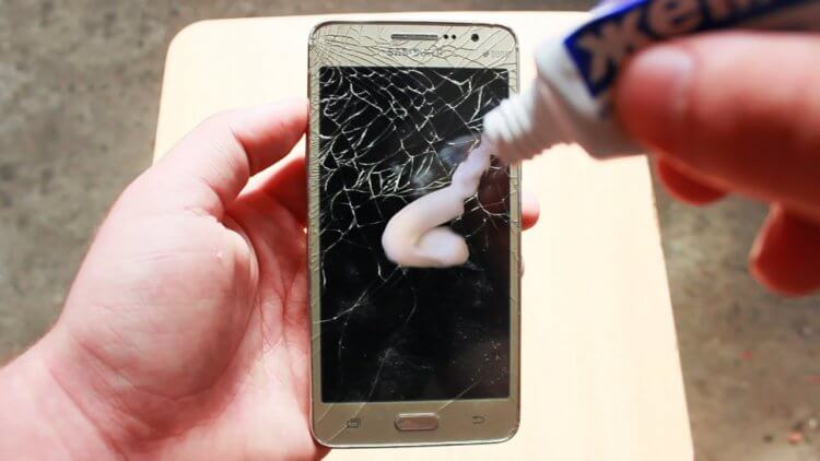 Можно ли убрать царапины с экрана смартфона с помощью зубной пасты