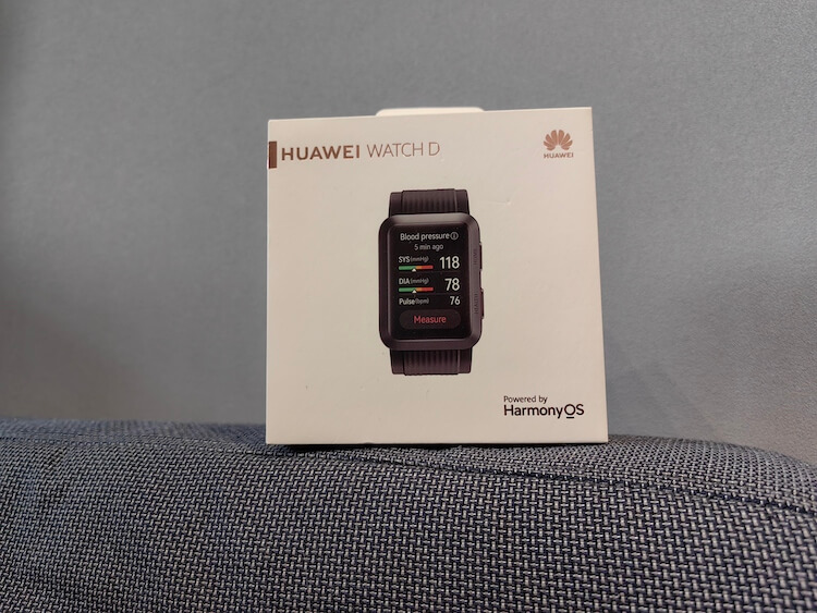Стоит ли покупать Huawei Watch D. На рынке есть часы для спортсменов с большим набором функций, но в массовом потребительском сегменте едва ли получится найти что-то подобное. Фото.